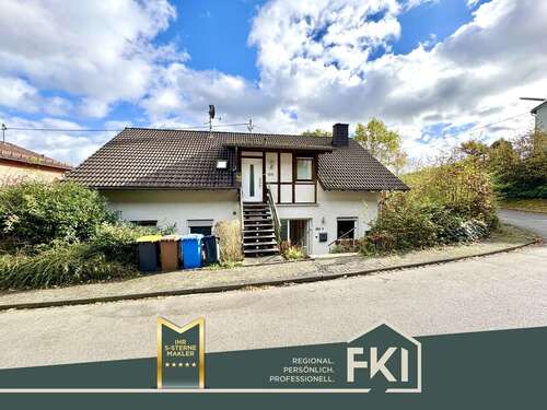 Foto - Haus zum Kaufen in Niederdreisbach 242.000,00 € 231.16 m²