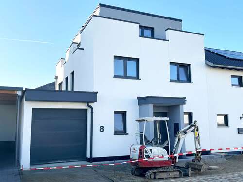 Foto - Haus zum Kaufen in Rheinhausen 565.000,00 € 153 m²