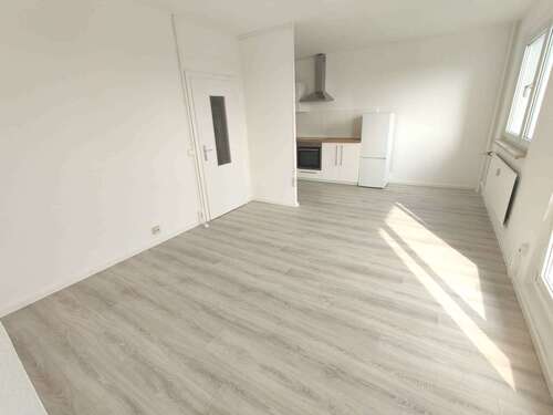 Foto - Wohnung zum Mieten in Halle 460,00 € 49.5 m²