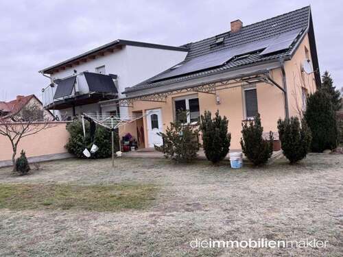 Foto - Haus zum Kaufen in Neu Zauche 275.000,00 € 195 m²