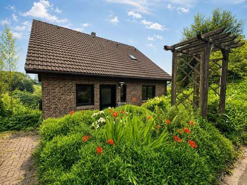 Foto - Haus zum Kaufen in Kürten 439.000,00 € 128.81 m²