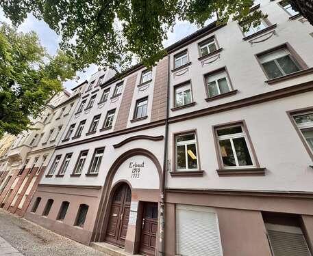 Foto - Wohnung zum Mieten in Halle (Saale) 825,00 € 97 m²
