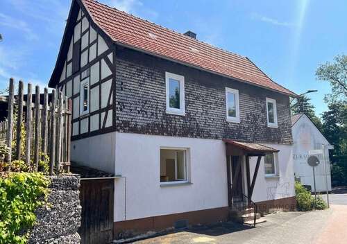 Foto - Haus zum Kaufen in Burghaun-Gruben 89.000,00 € 84 m²