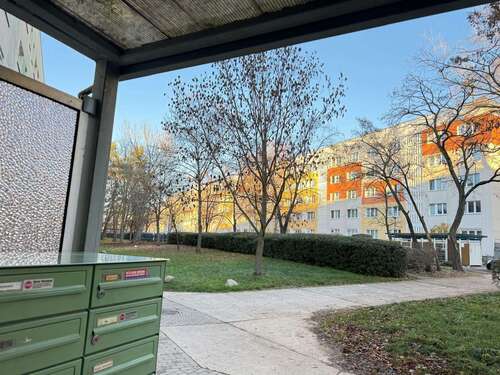 Foto - Wohnung zum Kaufen in Halle 89.000,00 € 51 m²