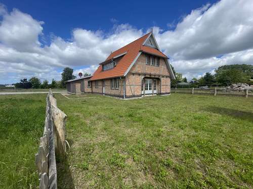 Foto - Haus zum Kaufen in Satow 500.000,00 € 146.73 m²