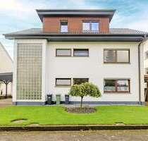 Haus zum Kaufen in Schloß Holte-Stukenbrock 519.000,00 € 214 m²