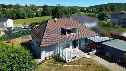 Foto - Haus zum Kaufen in Lichtenau 385.000,00 € 190 m²