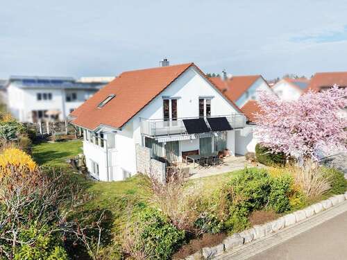 Foto - Haus zum Kaufen in Mutlangen 740.000,00 € 199 m²