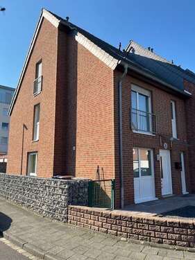 Foto - Haus zum Kaufen in Grevenbroich 468.000,00 € 148 m²