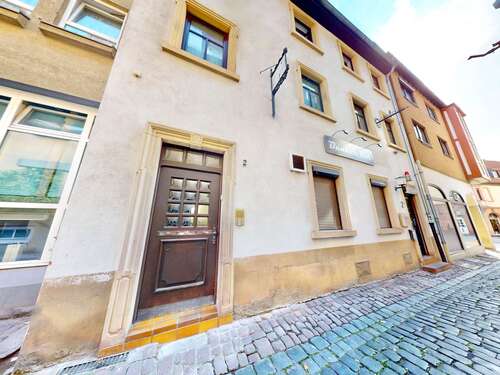 Foto - Haus zum Kaufen in Worms 690.000,00 € 283.33 m²