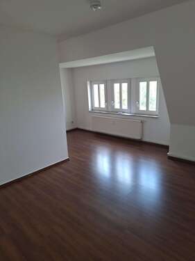 Foto - Wohnung zum Mieten in Halle 403,00 € 44.85 m²
