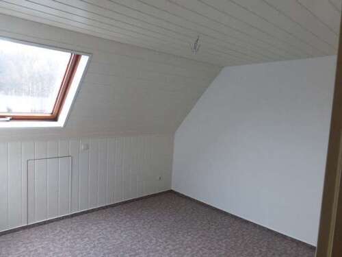 Foto - Wohnung zum Mieten in Lichtenstein 210,00 € 39 m²
