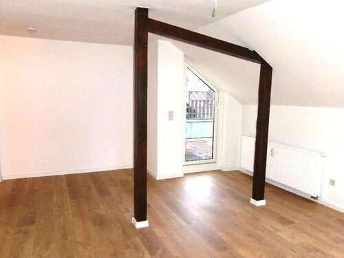 Foto - Wohnung zum Mieten in Ellefeld 267,00 € 54 m²