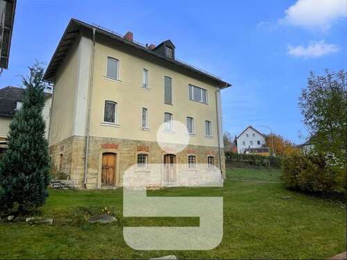 Foto - Haus zum Kaufen in Arzberg 55.000,00 € 150 m²