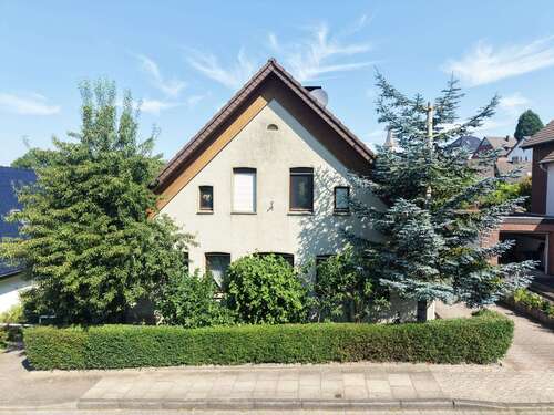 Foto - Haus zum Kaufen in Oerlinghausen 366.600,00 € 201.04 m²