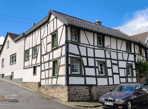 Foto - Haus zum Kaufen in Remagen - Unkelbach 360.000,00 € 160 m²