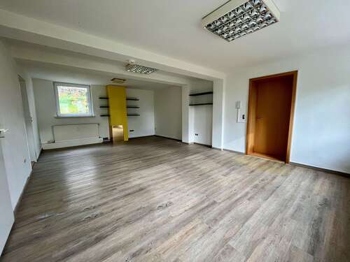 Foto - Wohnung zum Mieten in Rödental 430,00 € 55 m²