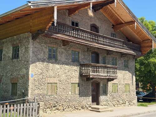 Foto - Haus zum Kaufen in Brannenburg 370.000,00 € 220 m²