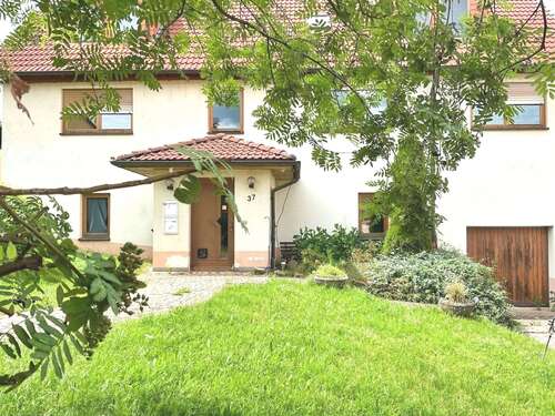 Foto - Haus zum Kaufen in Crimla 190.000,00 € 250 m²