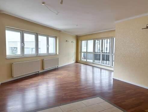 Foto - Wohnung zum Mieten in Ludwigshafen am Rhein Rheingönheim 1.200,00 € 100 m²