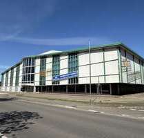 Halle in Holm 3.600,00 € 900 m²