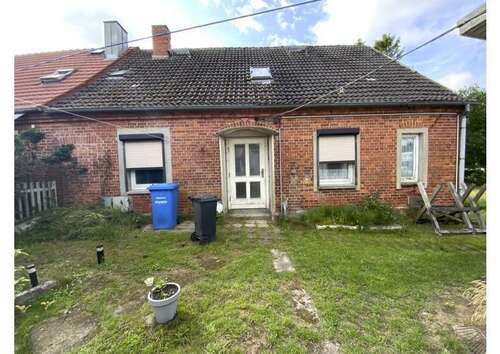 Foto - Haus zum Kaufen in Divitz-Spoldershagen 55.000,00 € 133.5 m²