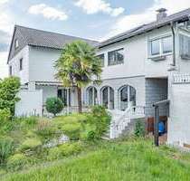 Haus zum Kaufen in Stutensee 650.000,00 € 225 m²