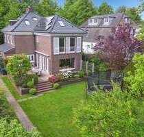 Haus zum Kaufen in Hamburg 2.350.000,00 € 260 m²