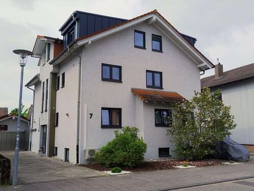 Foto - Wohnung zum Kaufen in Forst 267.000,00 € 97 m²