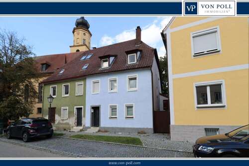 Foto - Haus zum Kaufen in Wassertrüdingen 269.000,00 € 140 m²