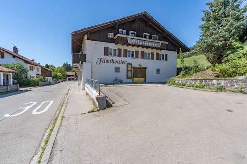 Foto - Haus zum Kaufen in Bad Hindelang 550.000,00 € 218 m²