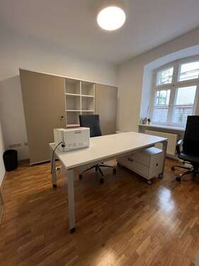 Foto - Büro in München 800,00 € 14 m² - 800,00&nbsp;EUR Kaltmiete, ca.&nbsp; 14,00&nbsp;m&sup2;