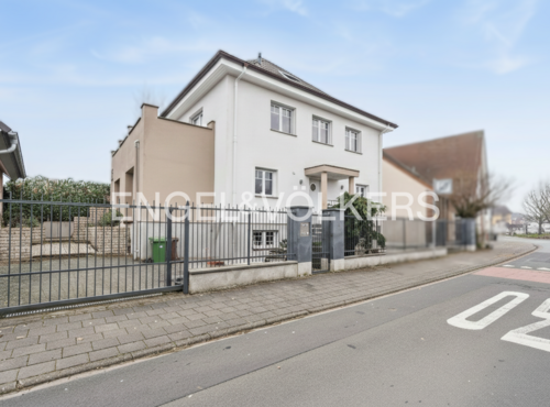 Foto - Haus zum Kaufen in Rödermark 895.000,00 € 227.7 m²