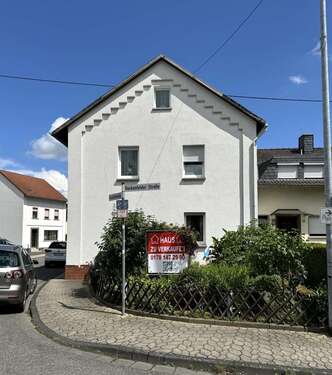 Foto - Haus zum Kaufen in Neuwied 299.000,00 € 124 m²