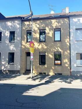 Foto - Haus zum Kaufen in Mönchengladbach 195.000,00 € 135 m²