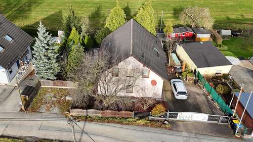 Foto - Haus zum Kaufen in Heinsdorfergrund 299.000,00 € 158 m²