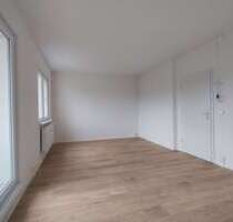 Wohnung zum Mieten in Halle 880,00 € 118 m²