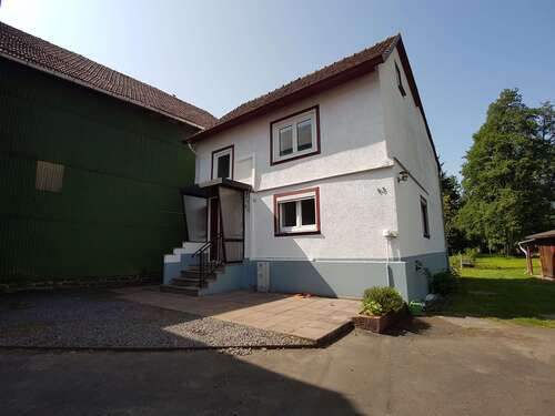 Foto - Haus zum Mieten in Mücke 750,00 € 120 m²