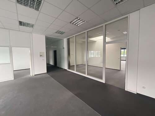 Foto - Büro in Neusäß 4.568,00 € 571 m²