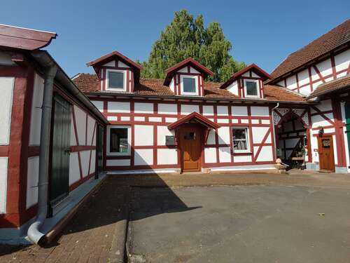 Foto - Haus zum Mieten in Mücke 550,00 € 100 m²