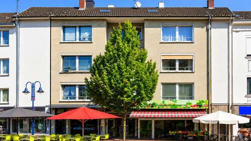 Foto - Haus zum Kaufen in Duisburg Mittelmeiderich 1.050.000,00 € 669.9 m²