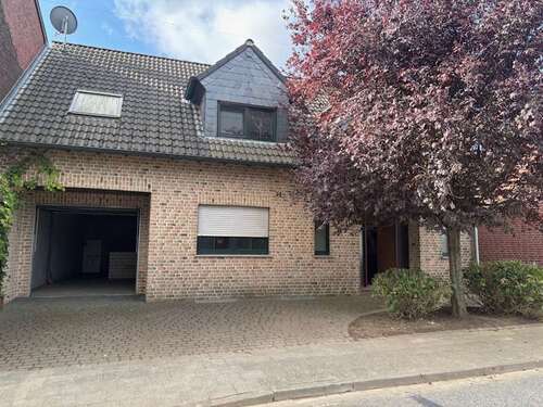 Foto - Haus zum Kaufen in Erkelenz 370.000,00 € 176.45 m²