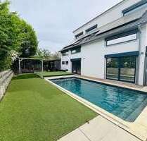Haus zum Kaufen in Eutingen 1.250.000,00 € 180 m²