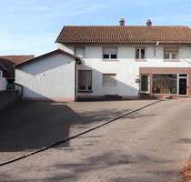 Haus zum Kaufen in Pirmasens Erlenbrunn 215.000,00 € 622 m² - Pirmasens / Erlenbrunn