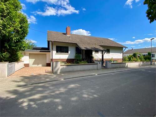 Foto - Haus zum Kaufen in Eich 449.500,00 € 199 m²
