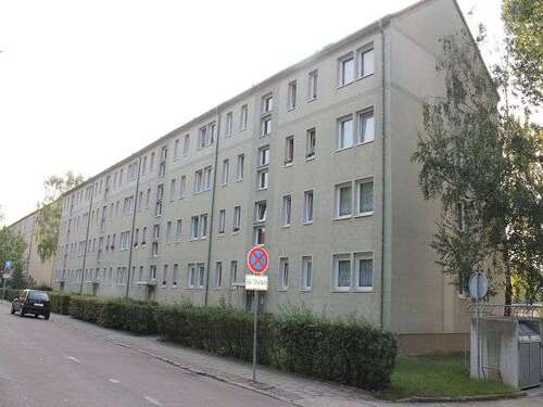 Foto - Wohnung zum Mieten in Bernburg (Saale) 299,00 € 45.97 m²