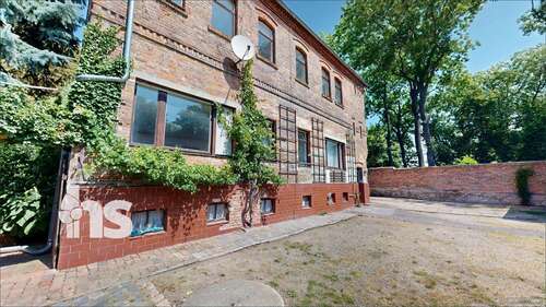Foto - Haus zum Kaufen in Schafstädt 98.000,00 € 300 m²