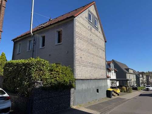 Foto - Haus zum Kaufen in Solingen 395.000,00 € 190 m²