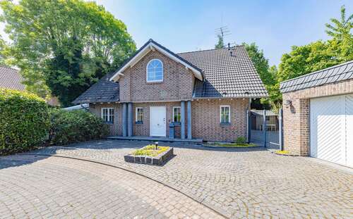 Foto - Haus zum Kaufen in Düsseldorf 1.750.000,00 € 219 m²