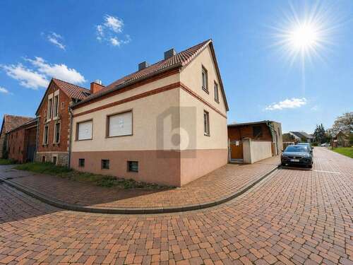 Foto - Haus zum Kaufen in Loitsche 152.000,00 € 130 m²